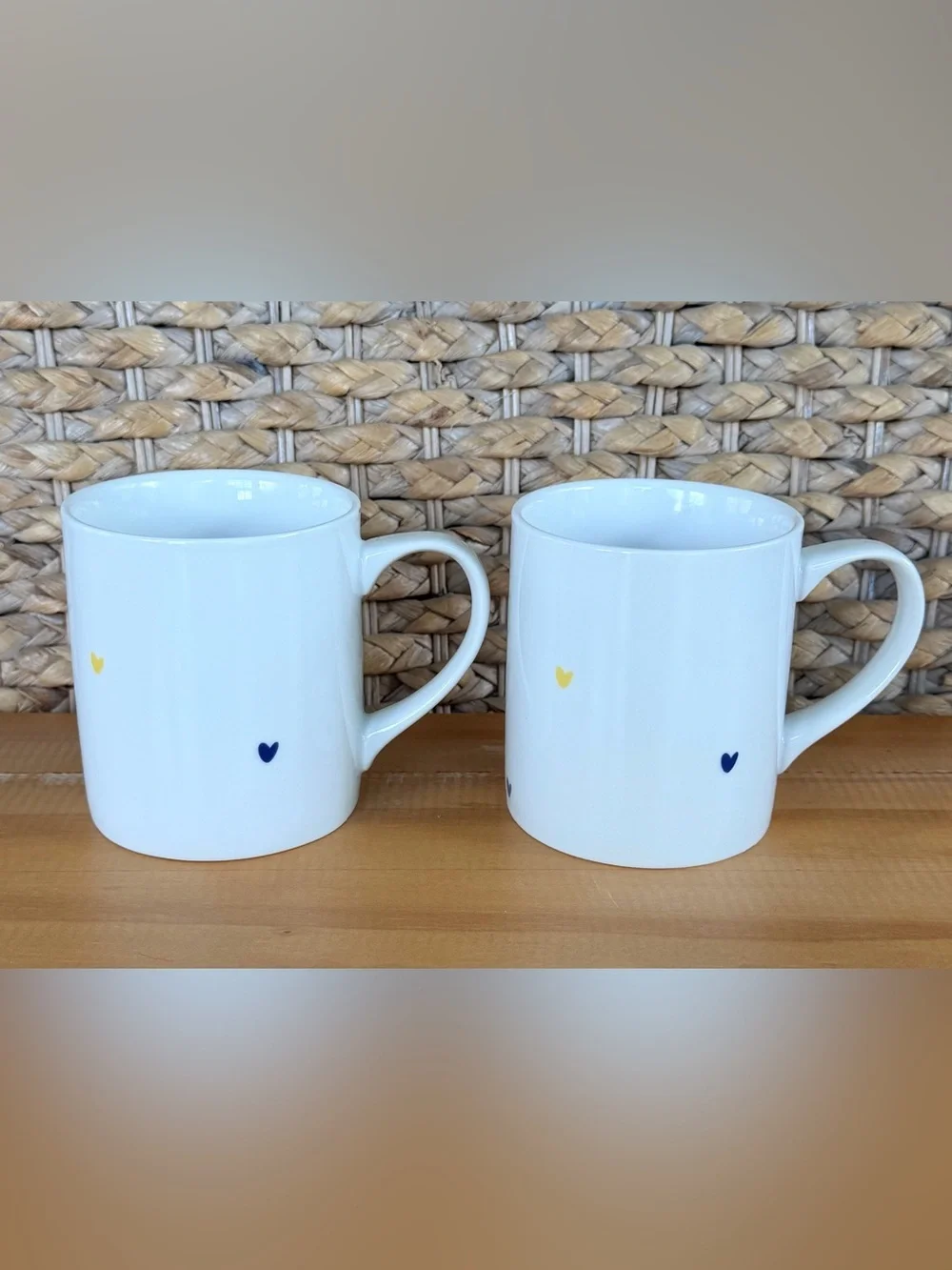 2 Williams Sonoma HRC Human Rights Campaign Heart Mug Pottery Barn West Elm Read
